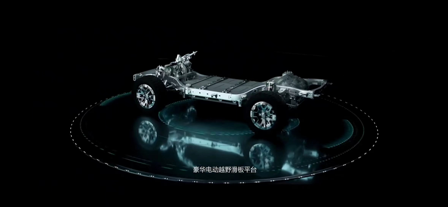 总重从上一代的 47.5kg 大幅降至 24.8kg