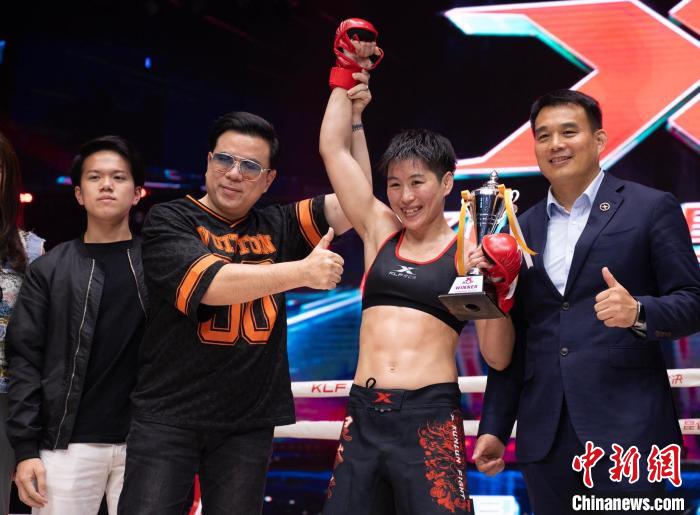 中国拳手勇夺8胜 伊朗选手登顶昆仑决61KG冠军