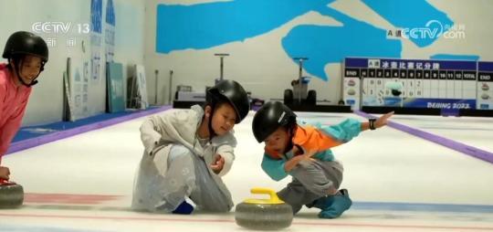 暑期运动培训引爆体育消费市场 体育消费规模预