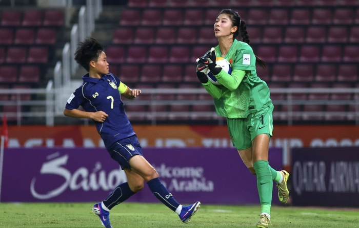 中国U20女足小组赛全胜晋级8强 防守稳健但进攻乏